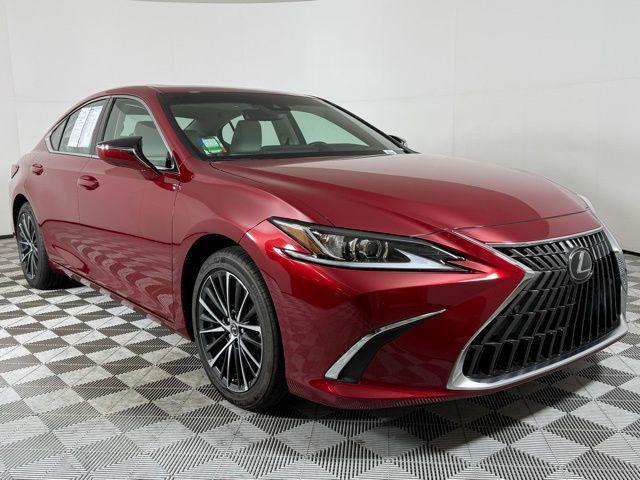 used 2025 Lexus ES 350 car, priced at $43,990
