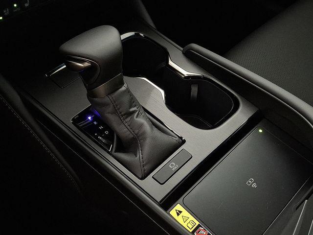 new 2025 Lexus ES 350 car, priced at $48,684