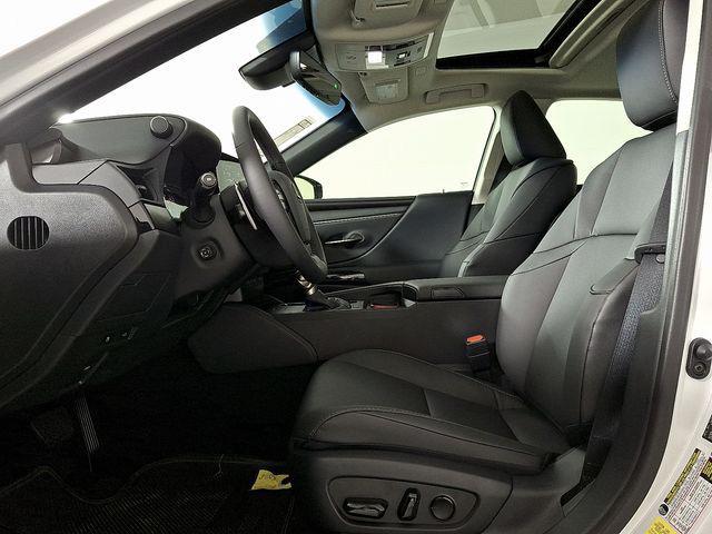 new 2025 Lexus ES 350 car, priced at $48,684