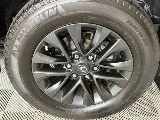 used 2023 Lexus GX 460 car, priced at $61,490