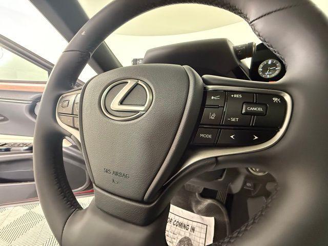 new 2025 Lexus ES 300h car, priced at $50,624
