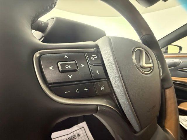 new 2025 Lexus ES 350 car, priced at $56,249