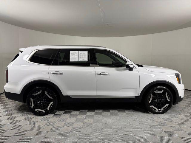 used 2023 Kia Telluride car, priced at $36,990