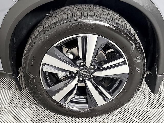 used 2024 Nissan Rogue car, priced at $27,749