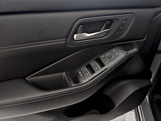 used 2024 Nissan Rogue car, priced at $27,749