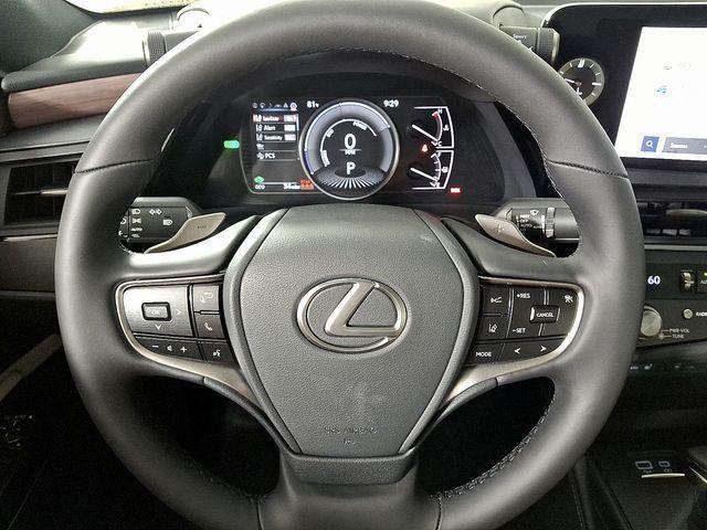 new 2025 Lexus ES 300h car, priced at $50,824
