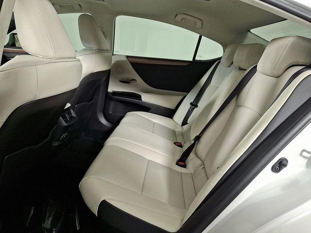 new 2025 Lexus ES 300h car, priced at $50,824
