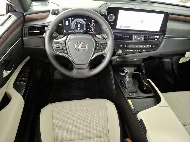 new 2025 Lexus ES 300h car, priced at $50,824
