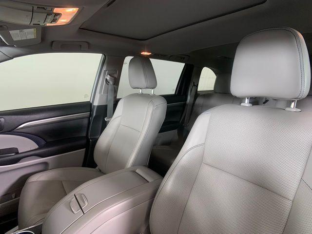 used 2019 Toyota Highlander car, priced at $30,990