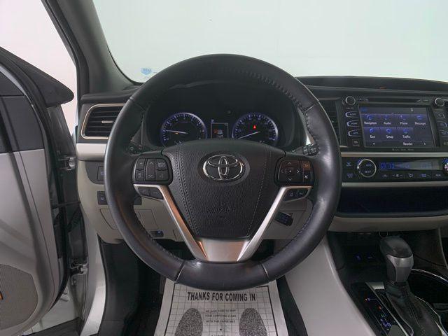 used 2019 Toyota Highlander car, priced at $30,990