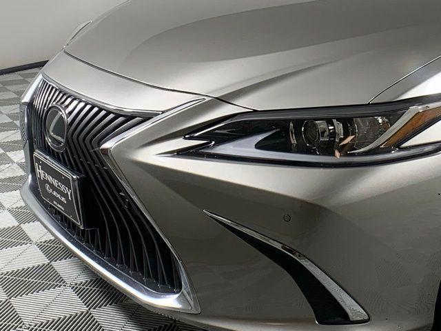 used 2021 Lexus ES 350 car, priced at $34,990