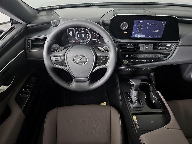 new 2025 Lexus ES 350 car, priced at $48,684