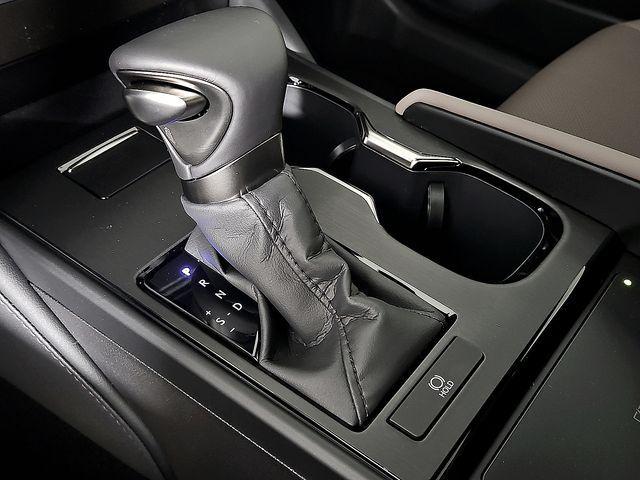 new 2025 Lexus ES 350 car, priced at $48,684