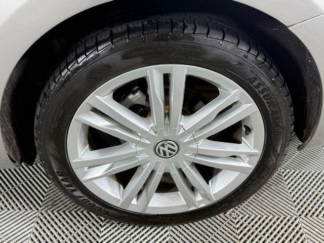 used 2015 Volkswagen Golf SportWagen car, priced at $15,990
