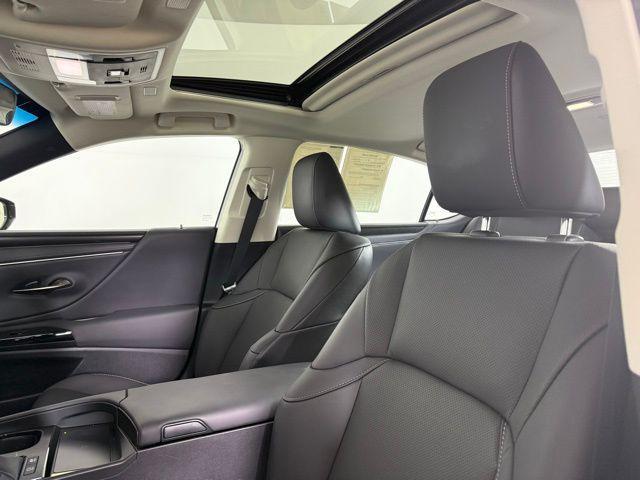 used 2024 Lexus ES 300h car, priced at $45,490