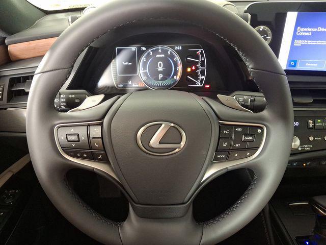 new 2025 Lexus ES 350 car, priced at $50,524