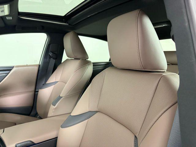 new 2025 Lexus ES 350 car, priced at $48,464