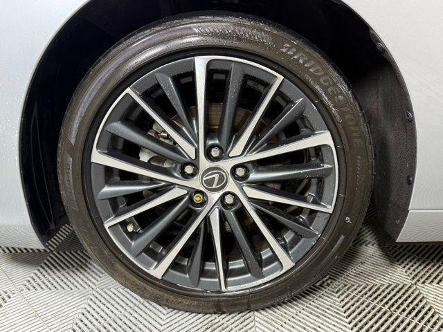 used 2022 Lexus ES 350 car, priced at $34,490