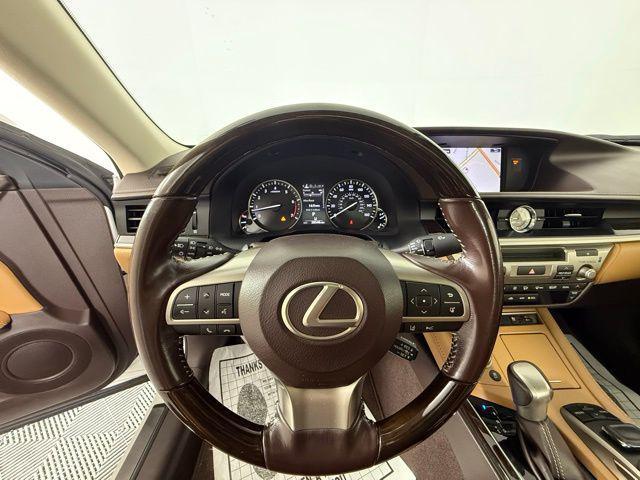 used 2016 Lexus ES 350 car, priced at $25,490