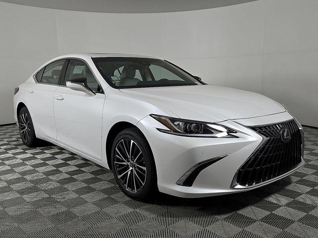 new 2025 Lexus ES 350 car, priced at $47,935