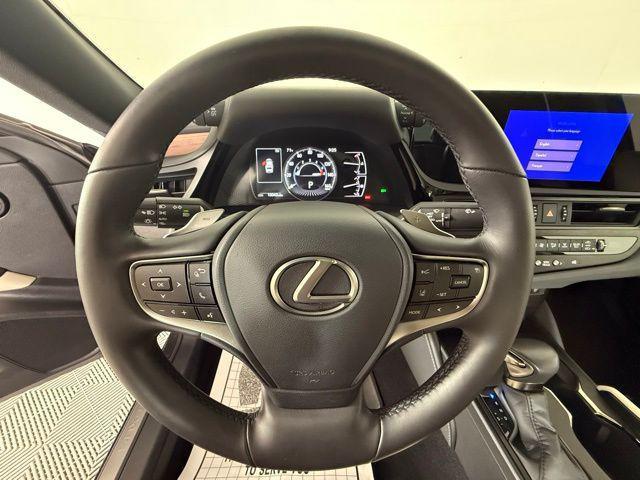 used 2024 Lexus ES 250 car, priced at $39,990