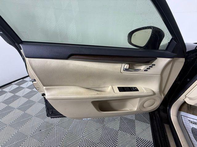 used 2015 Lexus ES 350 car, priced at $19,990