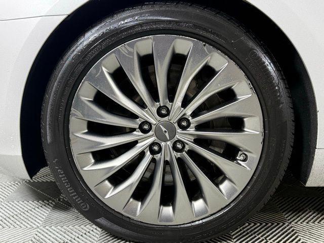 used 2019 Genesis G90 car, priced at $23,990