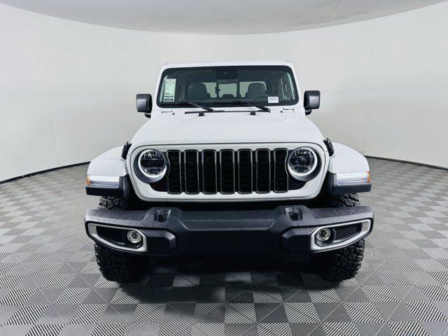 new 2025 Jeep Gladiator car, priced at $52,575