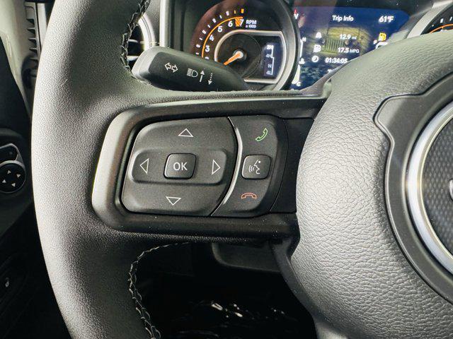 new 2025 Jeep Gladiator car, priced at $52,575