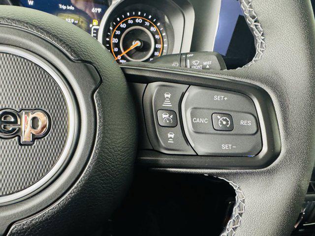 new 2025 Jeep Gladiator car, priced at $52,575