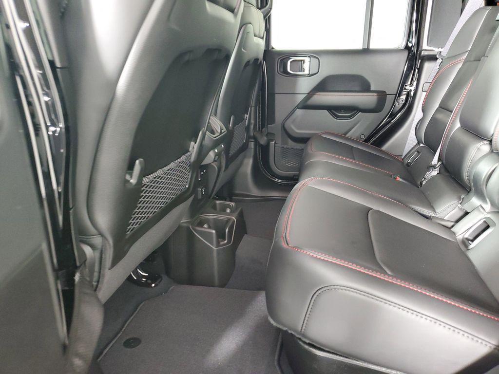 new 2025 Jeep Gladiator car, priced at $55,900