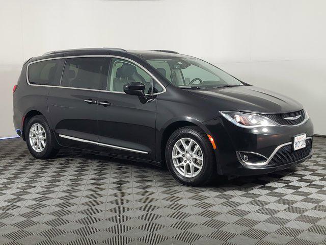 used 2020 Chrysler Pacifica car, priced at $13,300