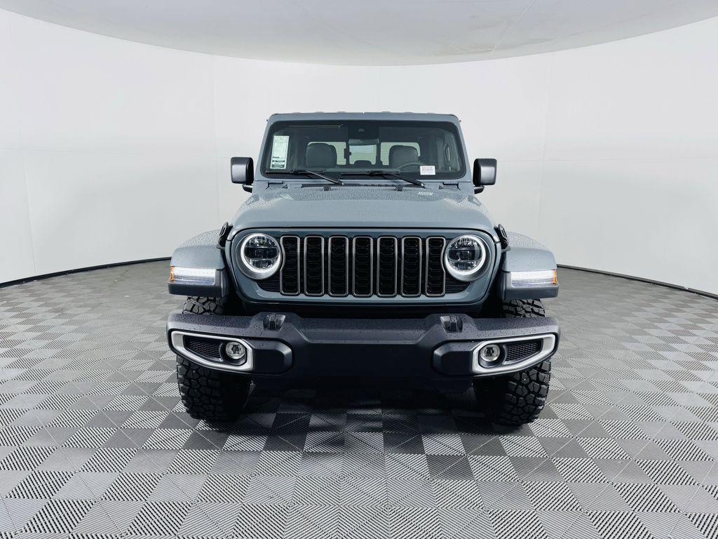 new 2025 Jeep Gladiator car, priced at $45,950
