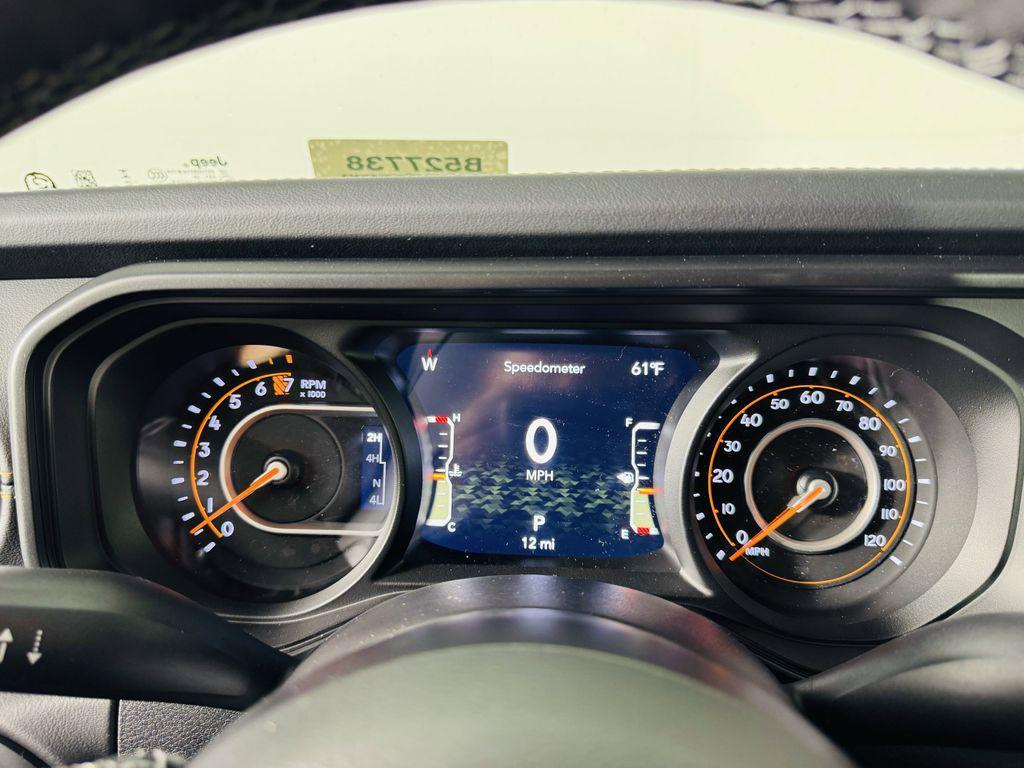 new 2025 Jeep Gladiator car, priced at $45,950