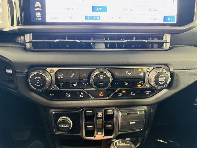 new 2025 Jeep Gladiator car, priced at $53,170