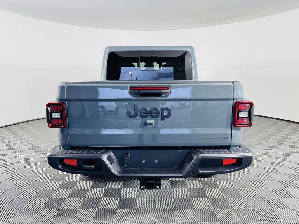 new 2025 Jeep Gladiator car, priced at $45,950