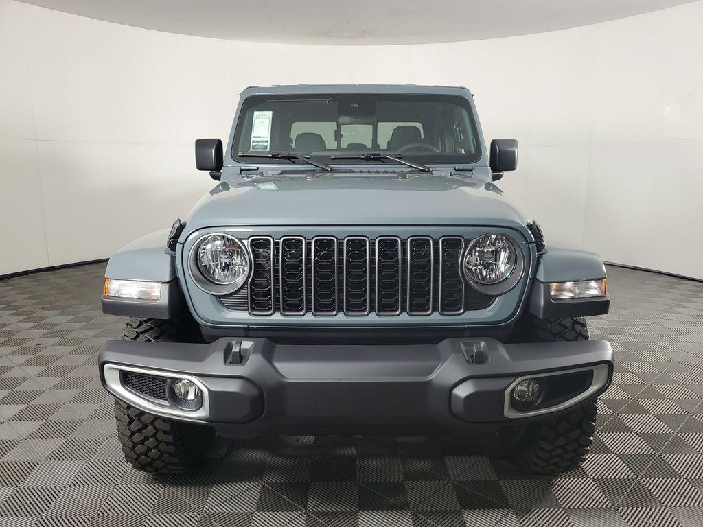 new 2025 Jeep Gladiator car, priced at $47,285