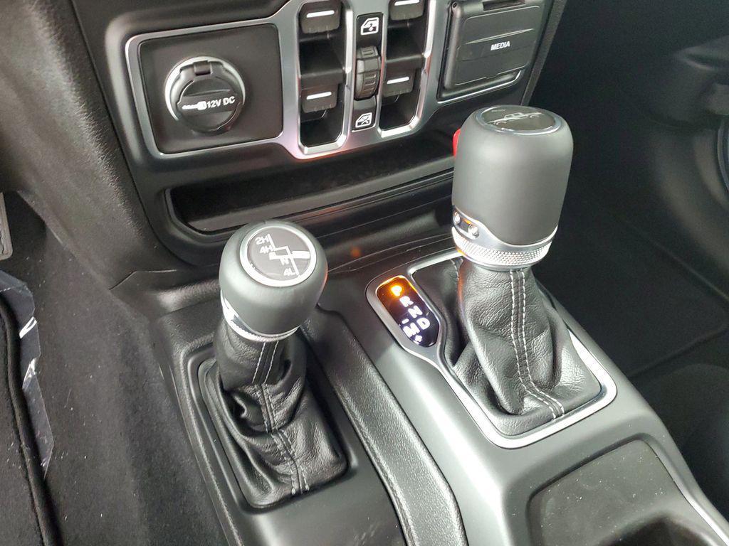 new 2025 Jeep Gladiator car, priced at $47,285