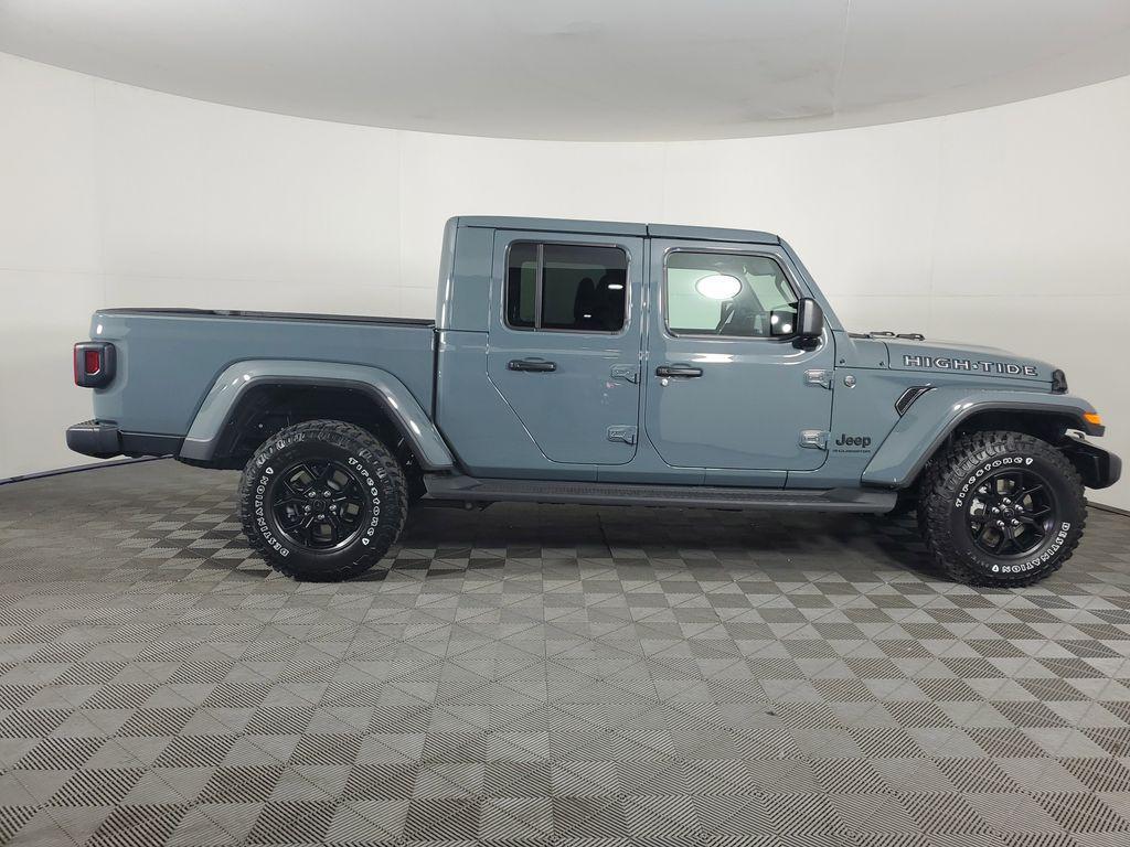 new 2025 Jeep Gladiator car, priced at $47,285
