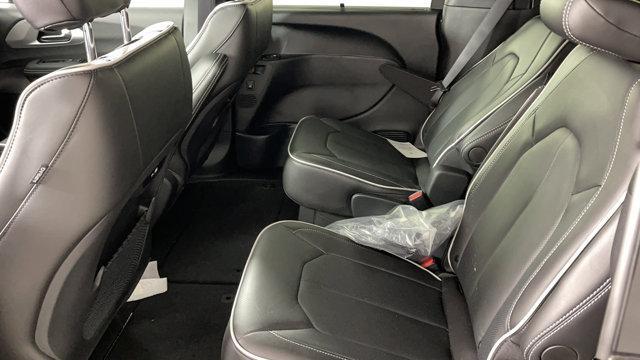 new 2025 Chrysler Pacifica car, priced at $52,545