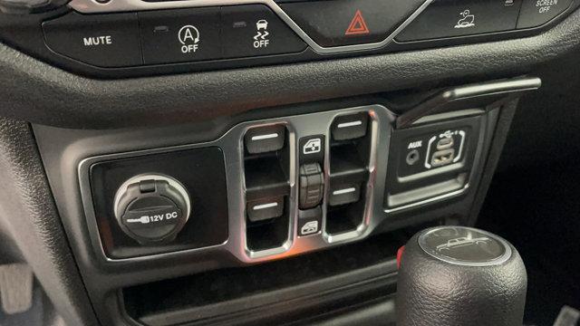 new 2025 Jeep Gladiator car, priced at $42,790