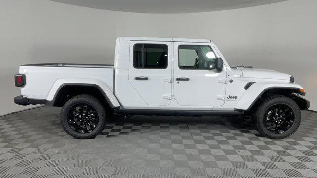 new 2025 Jeep Gladiator car, priced at $42,790