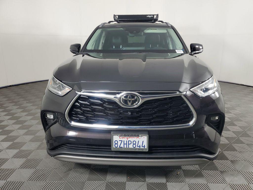 used 2022 Toyota Highlander car, priced at $36,550