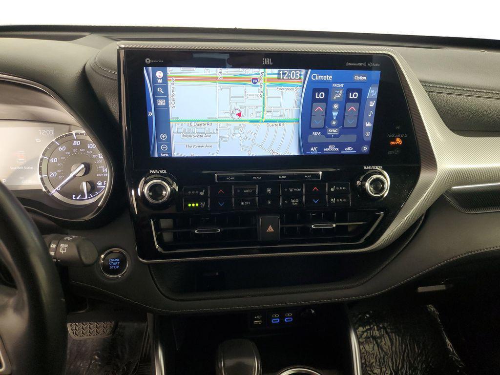 used 2022 Toyota Highlander car, priced at $36,550