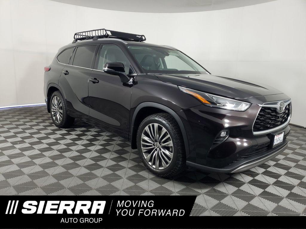 used 2022 Toyota Highlander car, priced at $36,550