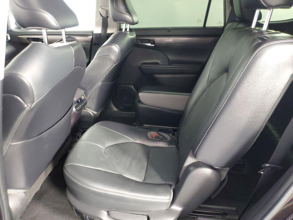 used 2022 Toyota Highlander car, priced at $36,550