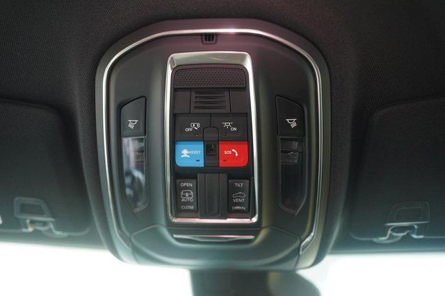 used 2025 Jeep Grand Cherokee car, priced at $34,262