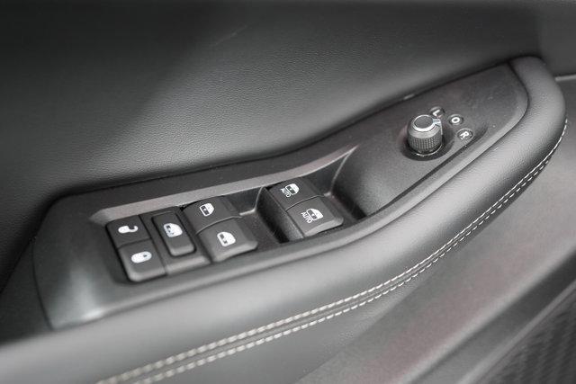 used 2025 Jeep Grand Cherokee car, priced at $34,262