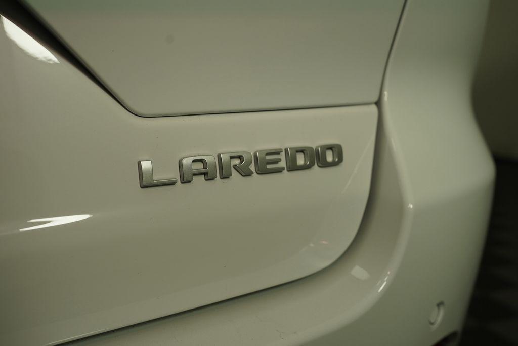 used 2025 Jeep Grand Cherokee car, priced at $30,850