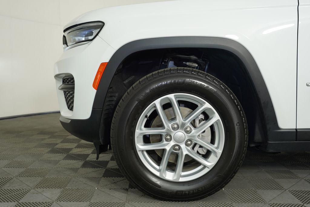 used 2025 Jeep Grand Cherokee car, priced at $30,850